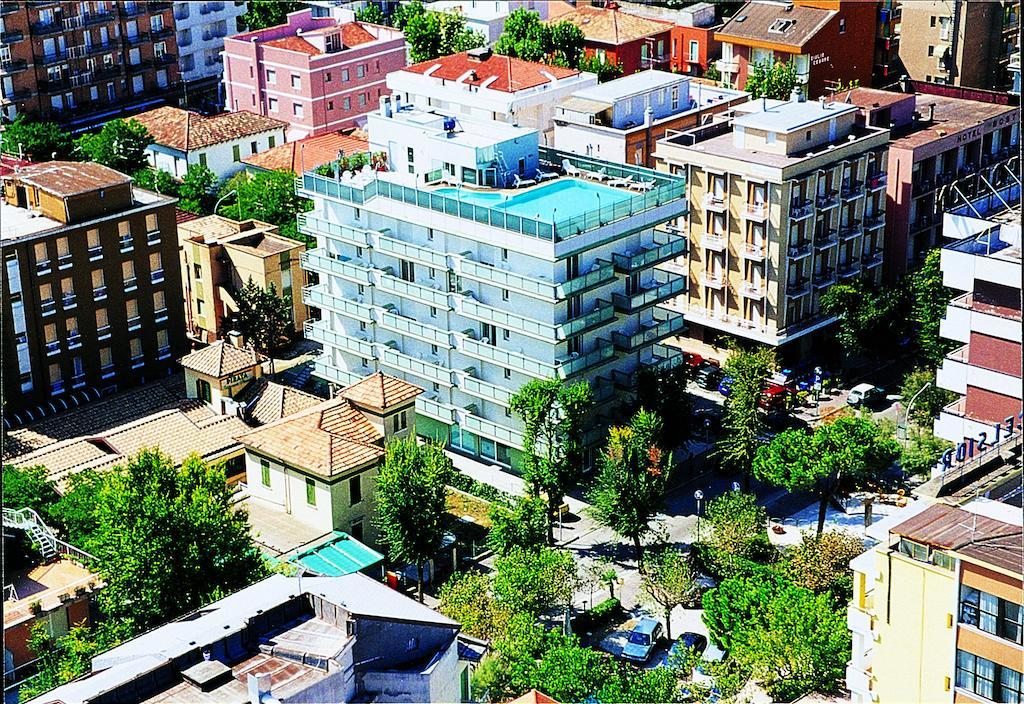 Residence Hotel Club House Cattolica Exterior photo